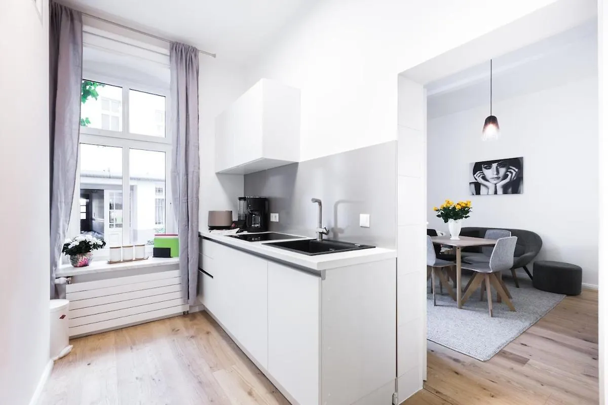 P42 Room22 Apartment Kollwitzkiez ベルリン 0*,