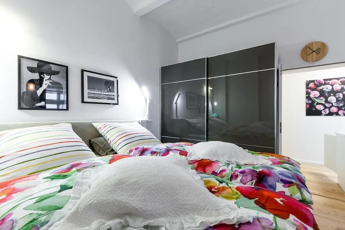 P42 Room22 Apartment Kollwitzkiez ベルリン ドイツ