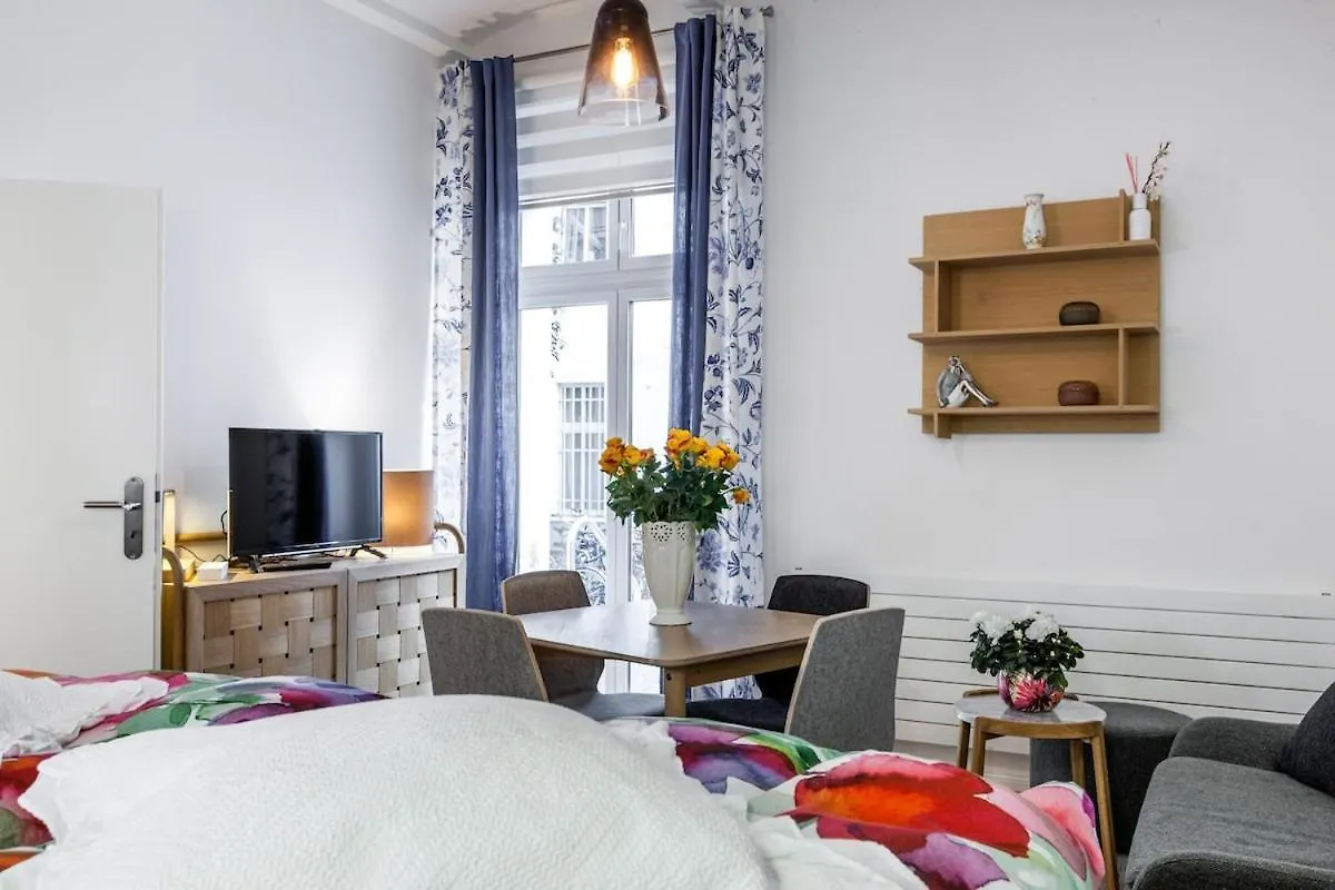 P42 Room22 Apartment Kollwitzkiez ベルリン
